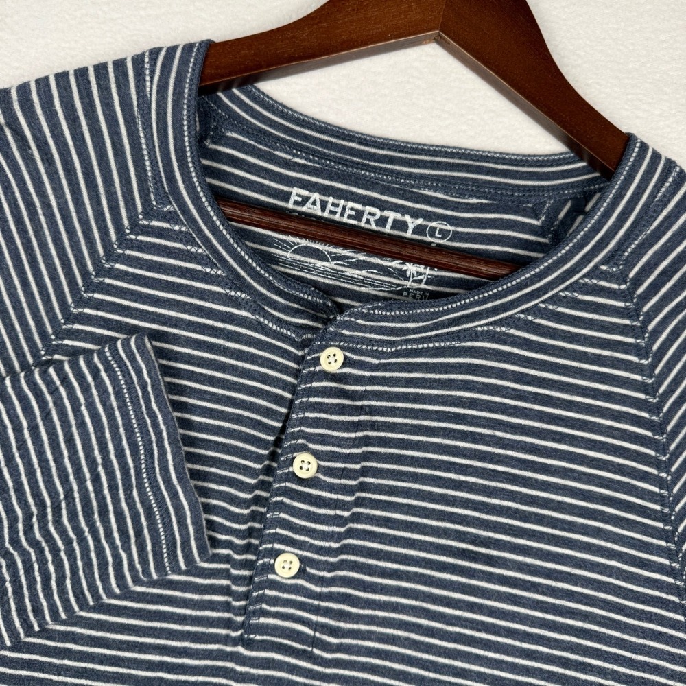Faherty Cloud Henley Mens Large Blue Striped Long Sleeve Raglan MKC0077